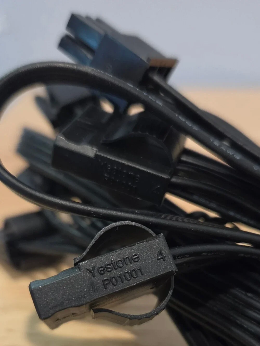 Lot Of 8 Cables Assorted Type 3 8-Pin CPU 4-Pin Floppy PCI-E P01001 New Untested